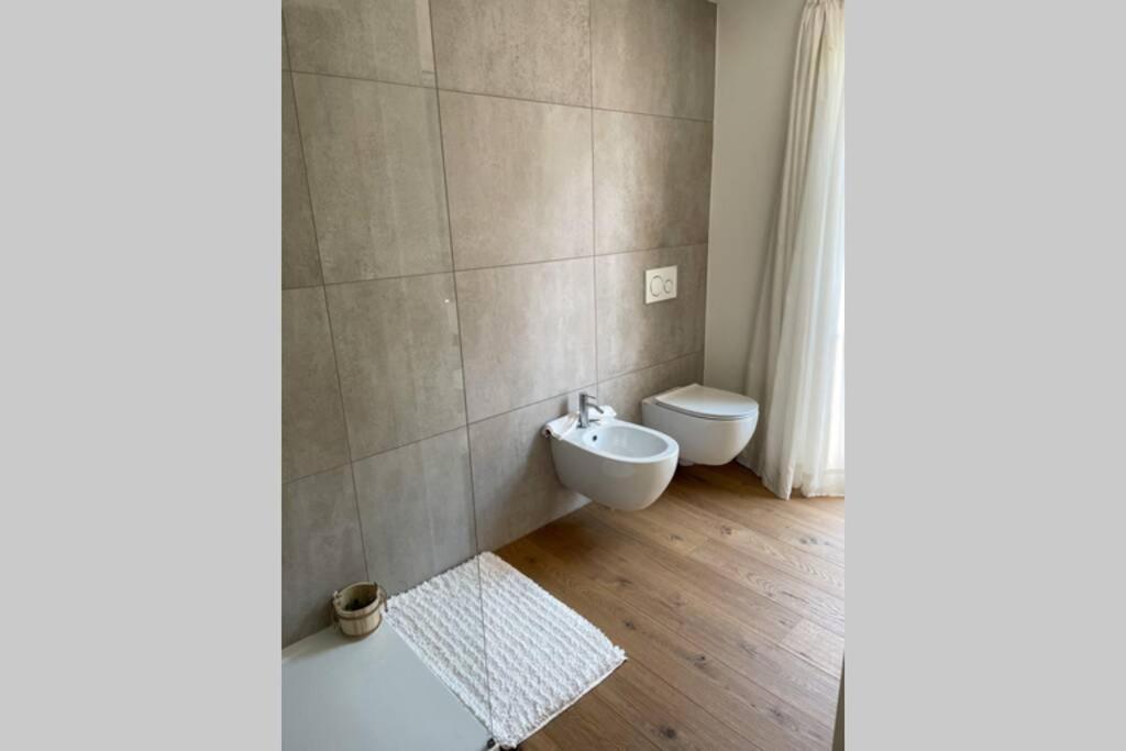 Design Apartment In The Heart Of Bozen Buitenkant foto