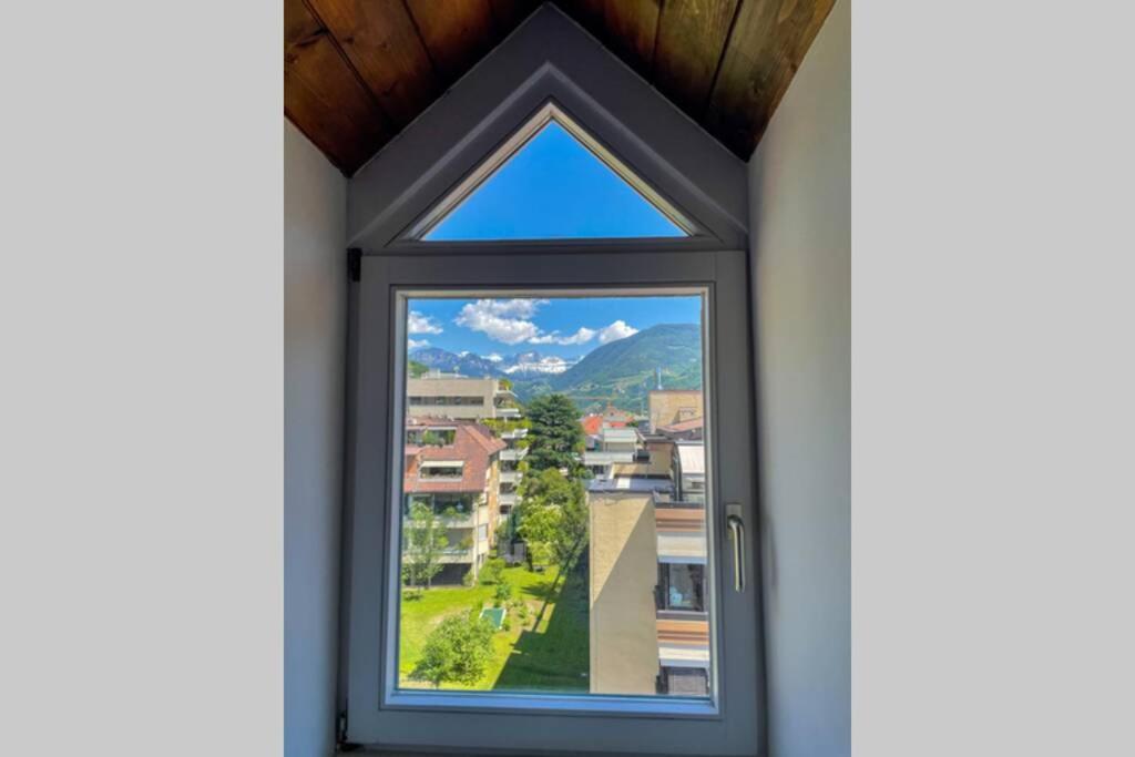 Design Apartment In The Heart Of Bozen Buitenkant foto